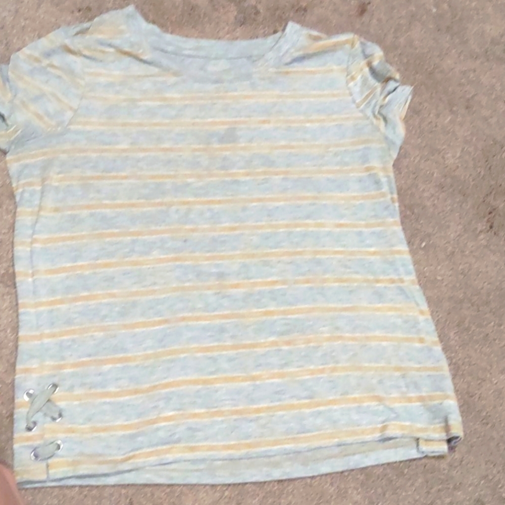 Yellow and gray tee shirt